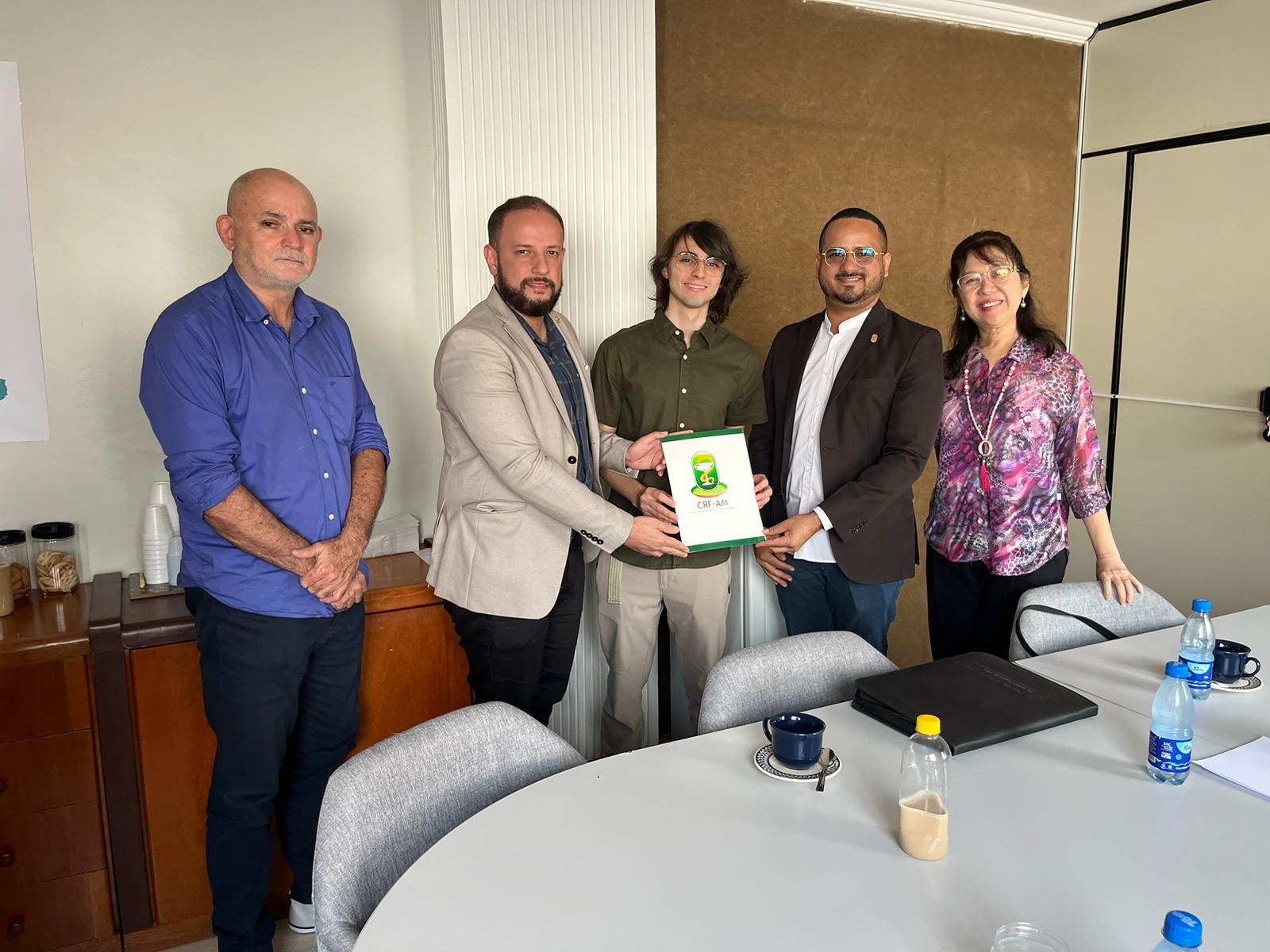 CRF-AM e CFF conseguem apoio parlamentar contra Projeto de Lei que regulamenta a Assist&ecirc;ncia Farmac&ecirc;utica remota