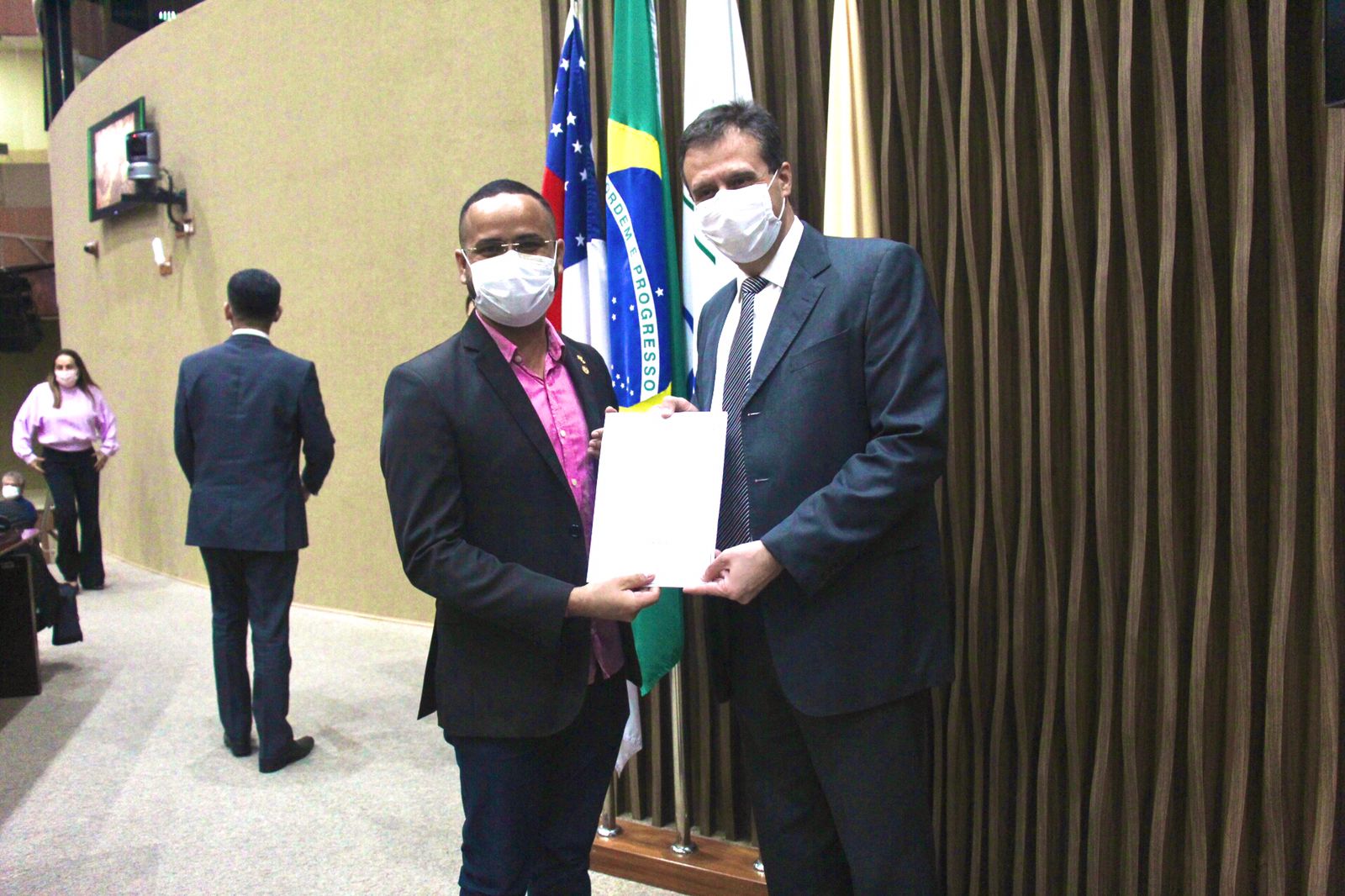 Proposta de PL que pro&iacute;be venda de medicamentos em mercados de Manaus &eacute; apresentada na C&acirc;mara